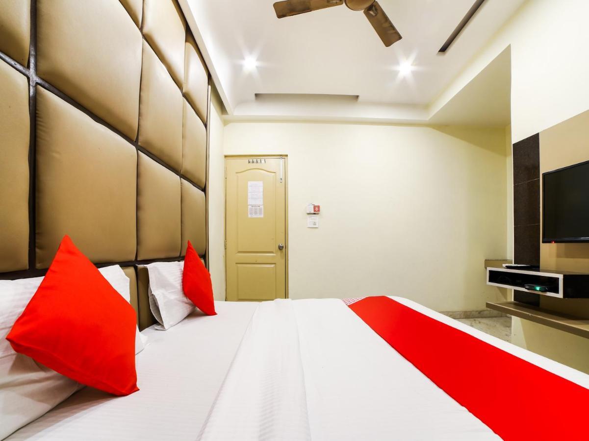 ניו דלהי Oyo 78699 Hotel Klick International מראה חיצוני תמונה